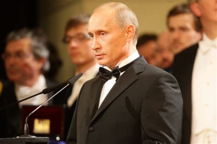 Vladimir Putin's Inner Circle Continues To Get VERY Rich