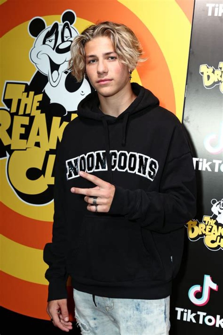 Walker Bryant Net Worth | Celebrity Net Worth