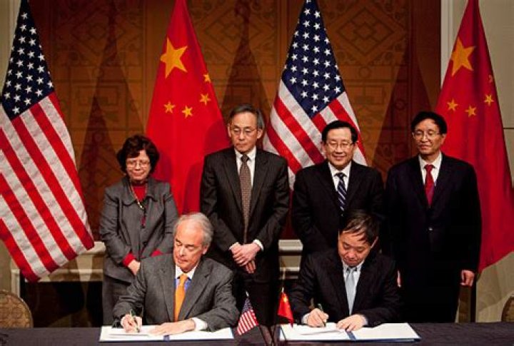 Wang Yusuo Net Worth | Celebrity Net Worth