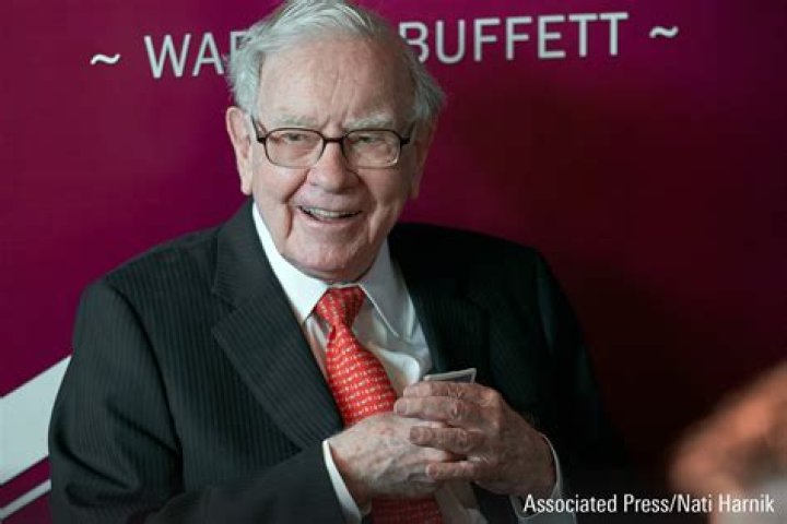 Warren Buffett Reflects On His Years In The Military