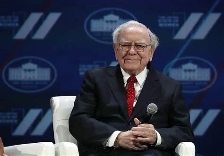 Warren Buffett Says He "Virtually Memorized" This Obscure 1936 Book As A Child