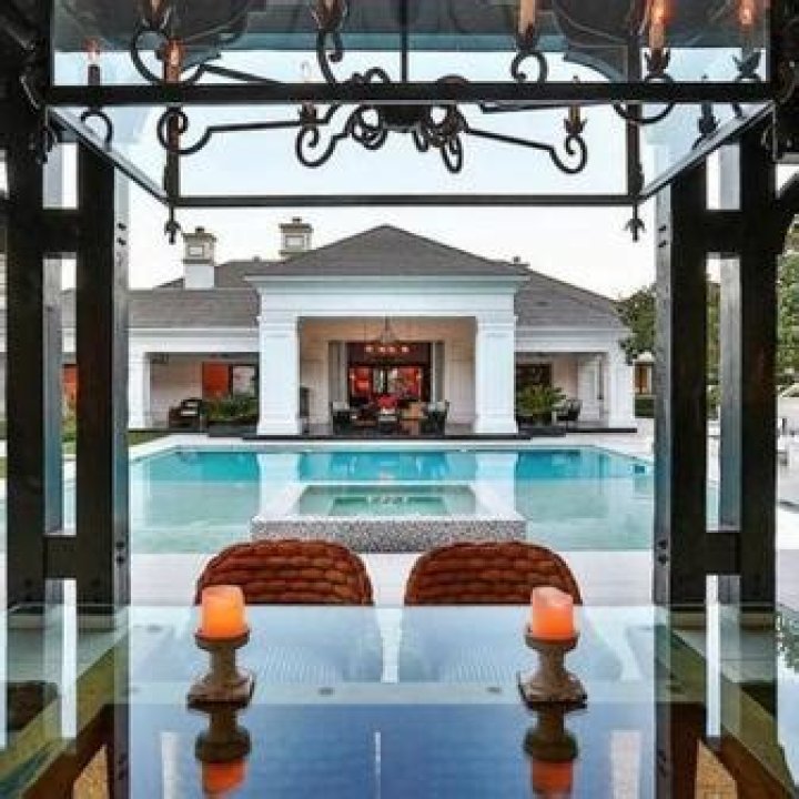 Wayne Gretzky Shaves $2 Million Off Asking Price For Incredible California Mansion