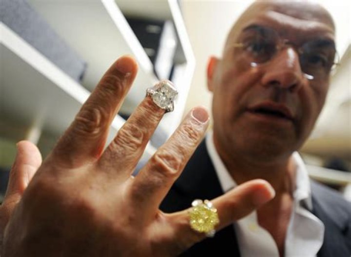 Yossi Dina Net Worth | Celebrity Net Worth